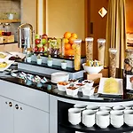 Cedar Court 4*