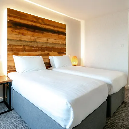 Cedar Court Bradford Hotel