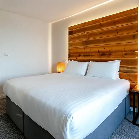 Hotell Cedar Court