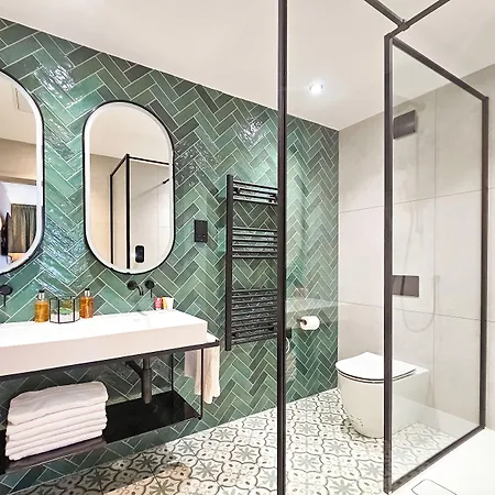 Cedar Court Hotell 4*