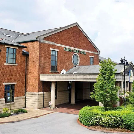 Cedar Court Hotell 4*