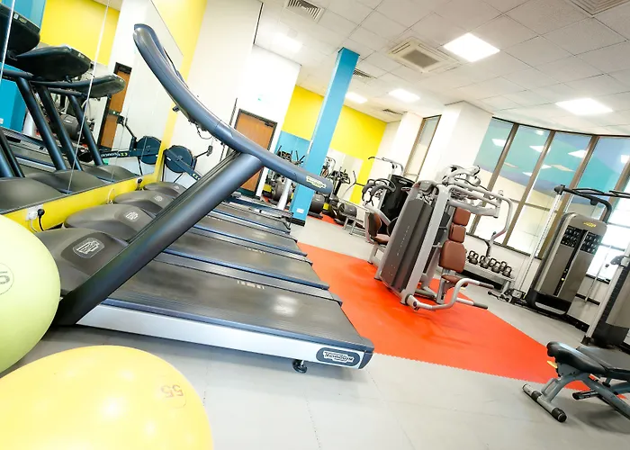 Cedar Court מלון בראדפורד