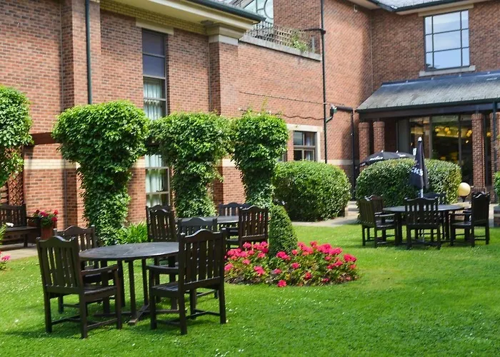 Cedar Court Bradford (West Yorkshire)