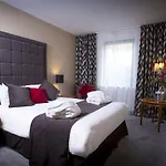 Cedar Court 4* برادفورد