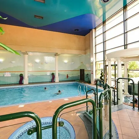 Hotel Cedar Court Bradford 4*